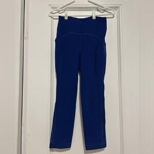 Lululemon High Rise Crop with Pockets 23”